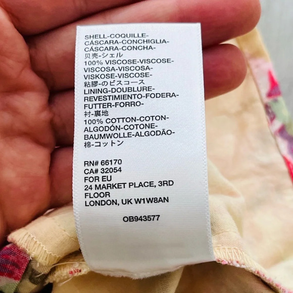 Urban Outfitters Amour Floral Cap Sleeve Cropped Top Size XS NWOT - Picture 8 of 9